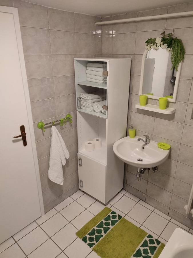 Apartman Stara Pruga SJJ Buitenkant foto